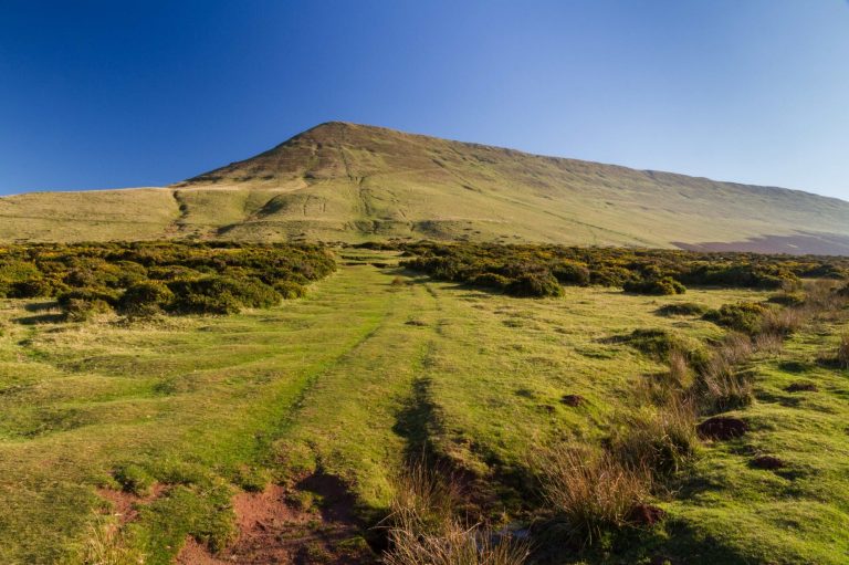 Pathway leading up Hay Bluff mountain
